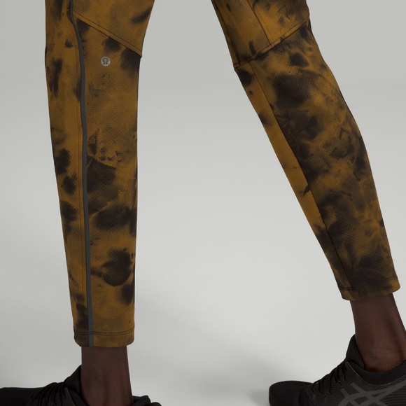 NWT Lululemon Textured Tech Pant - Picture 6 of 8